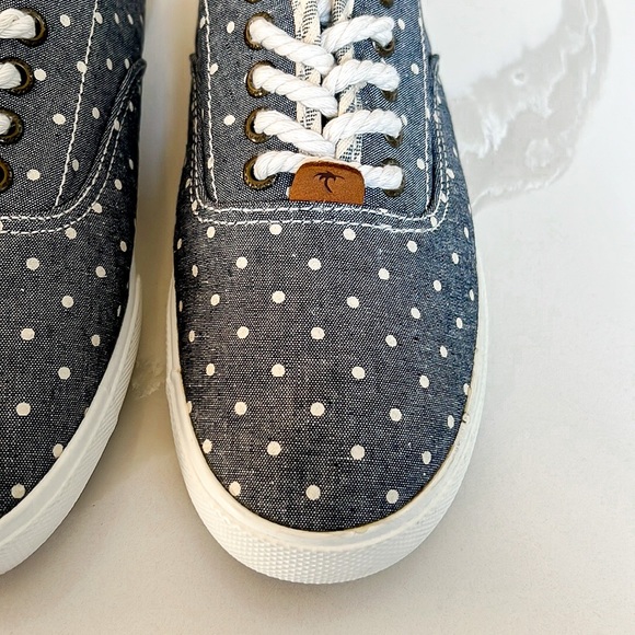Margaritaville Blue and White Denim Polka Dot Lace Up Sneakers Sz 11 - Picture 8 of 13